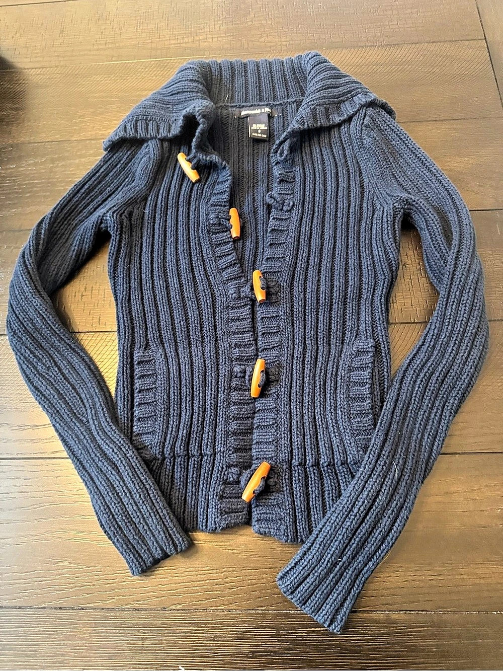 Abercrombie & Fitch Size Small Vintage Y2K Chunky Ribbed Toggle Cardigan Sweater